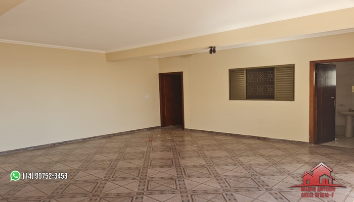 Excelente Residência Comercial/Residencial para Locação no Jardim América- Bauru/SP